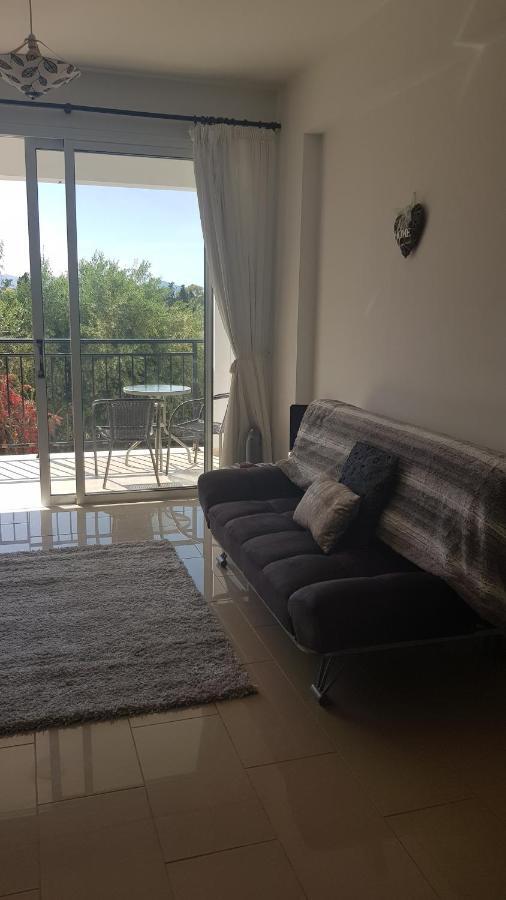 Apartment Oasis Polis Esterno foto