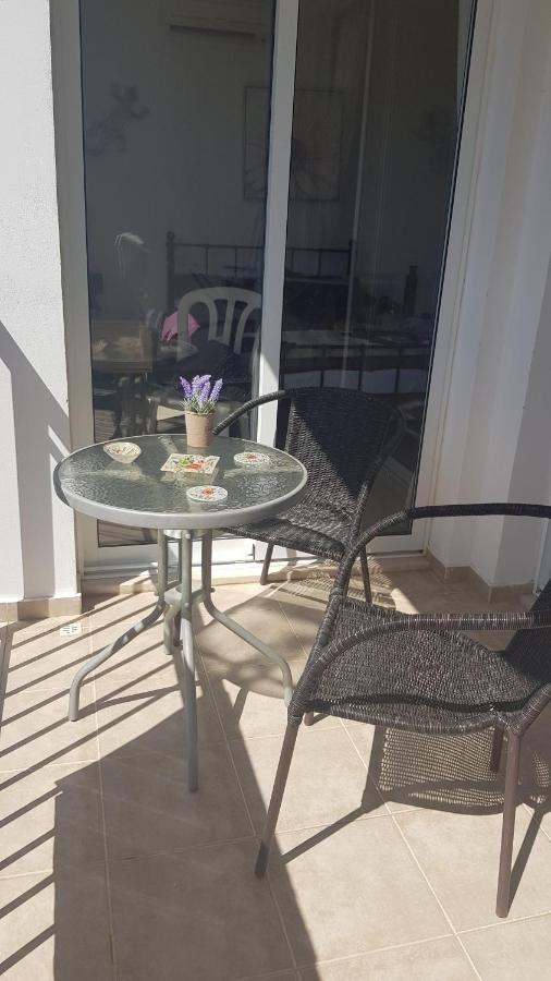 Apartment Oasis Polis Esterno foto